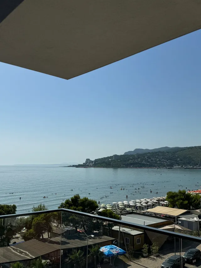 Dhomë Deluxe për 3 Persona – Hotel Ylli Shëngjin (Pamje anësore, 30 m², 3 persona) foto 1