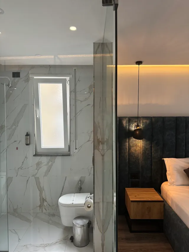 Dhomë King me Pamje nga Deti – Hotel Ylli Shëngjin (Pamje nga deti, 25 m², 2 persona) foto 11