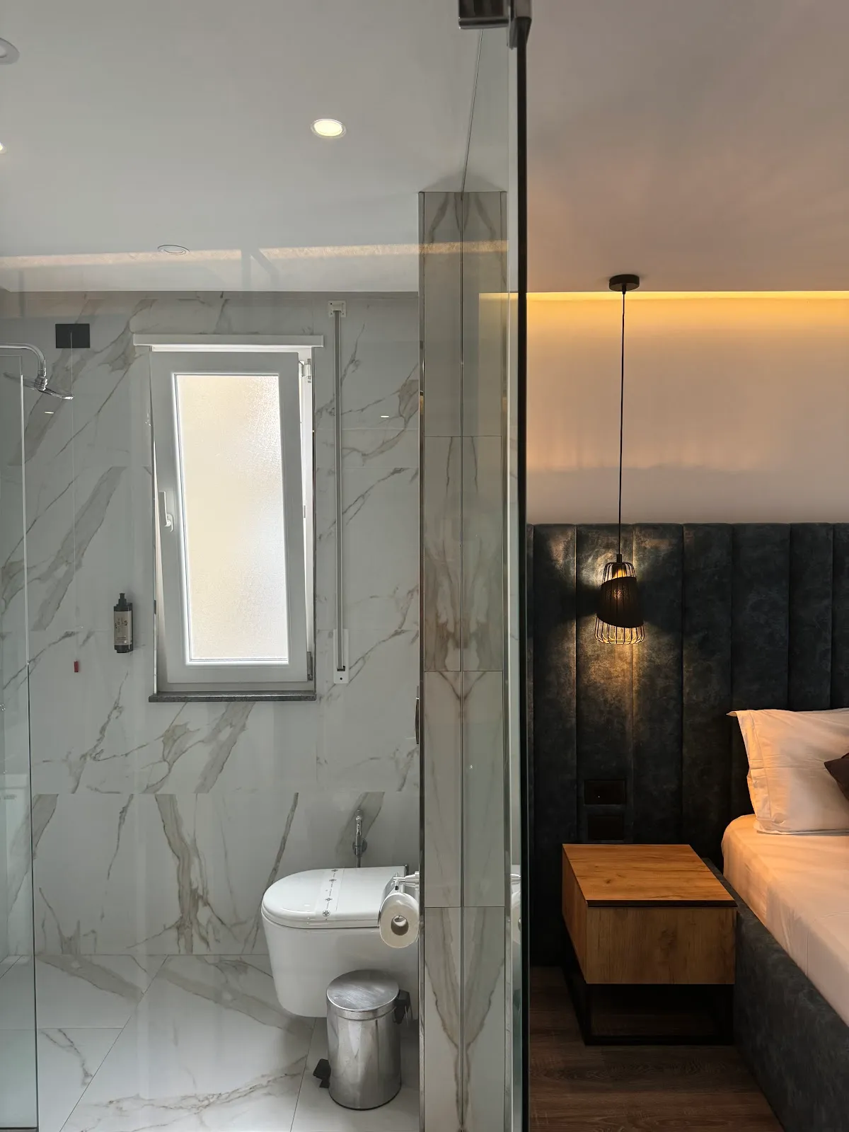 Dhomë King me Pamje nga Deti – Hotel Ylli Shëngjin, foto 11