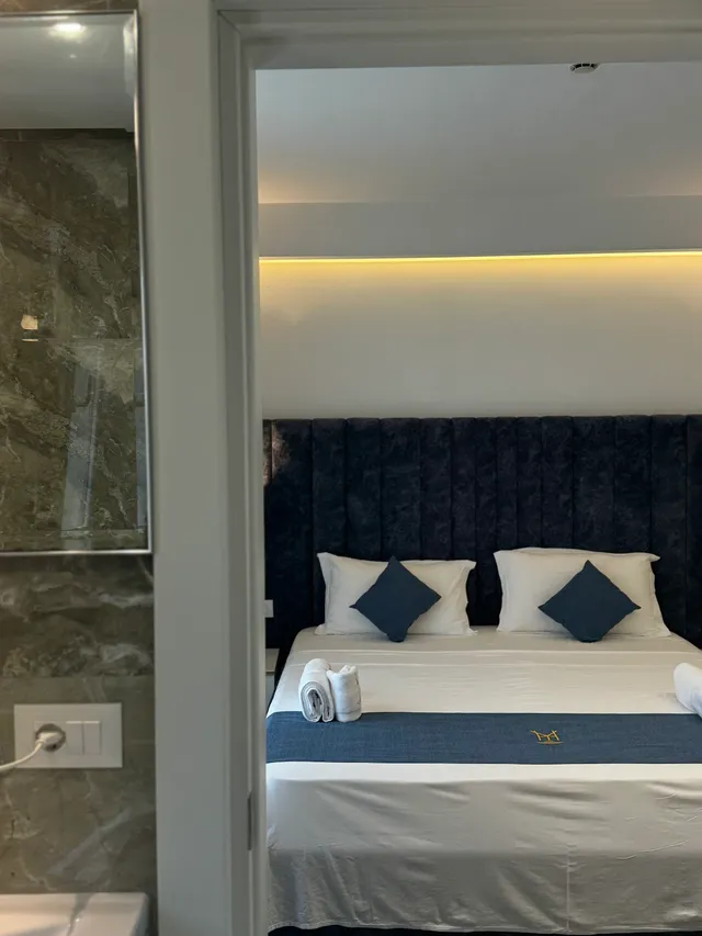 Dhomë Deluxe për 4 Persona – Hotel Ylli Shëngjin (Pamje anësore, 30 m², 4 persona) foto 3