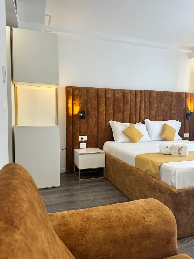 Dhomë Deluxe për 3 Persona – Hotel Ylli Shëngjin (Pamje anësore, 30 m², 3 persona) foto 6