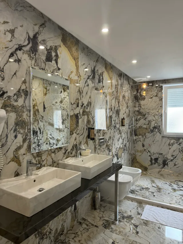 Suitë Superior me Pamje nga Deti – Hotel Ylli Shëngjin (Pamje nga deti, 40 m², 4 persona) foto 7