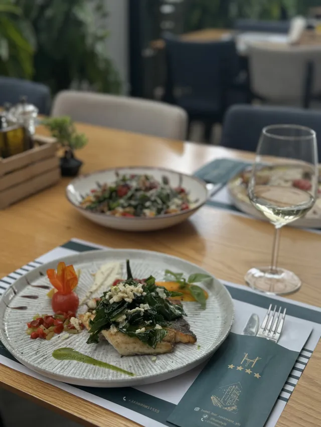 Hotel Ylli Shëngjin – pamje nga deti Adriatik dhe ambientet e hotelit, foto 4